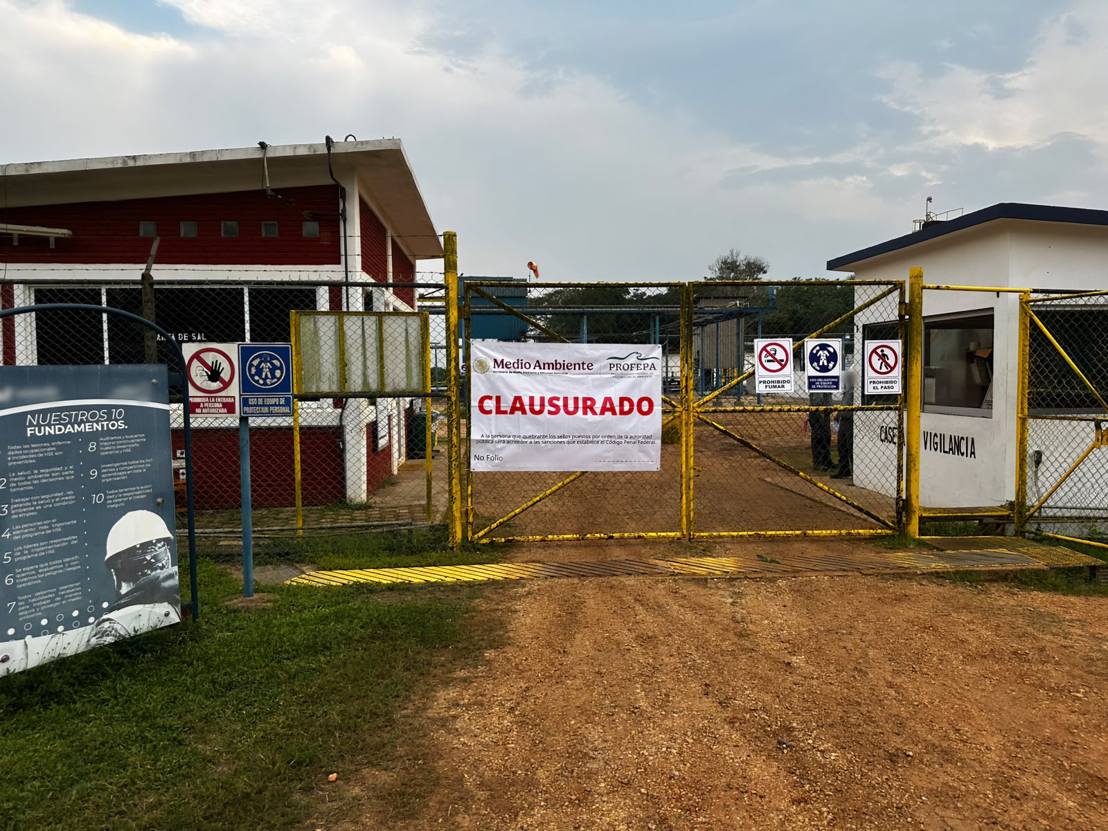 Profepa clausura planta por derrame de diésel (foto 2)