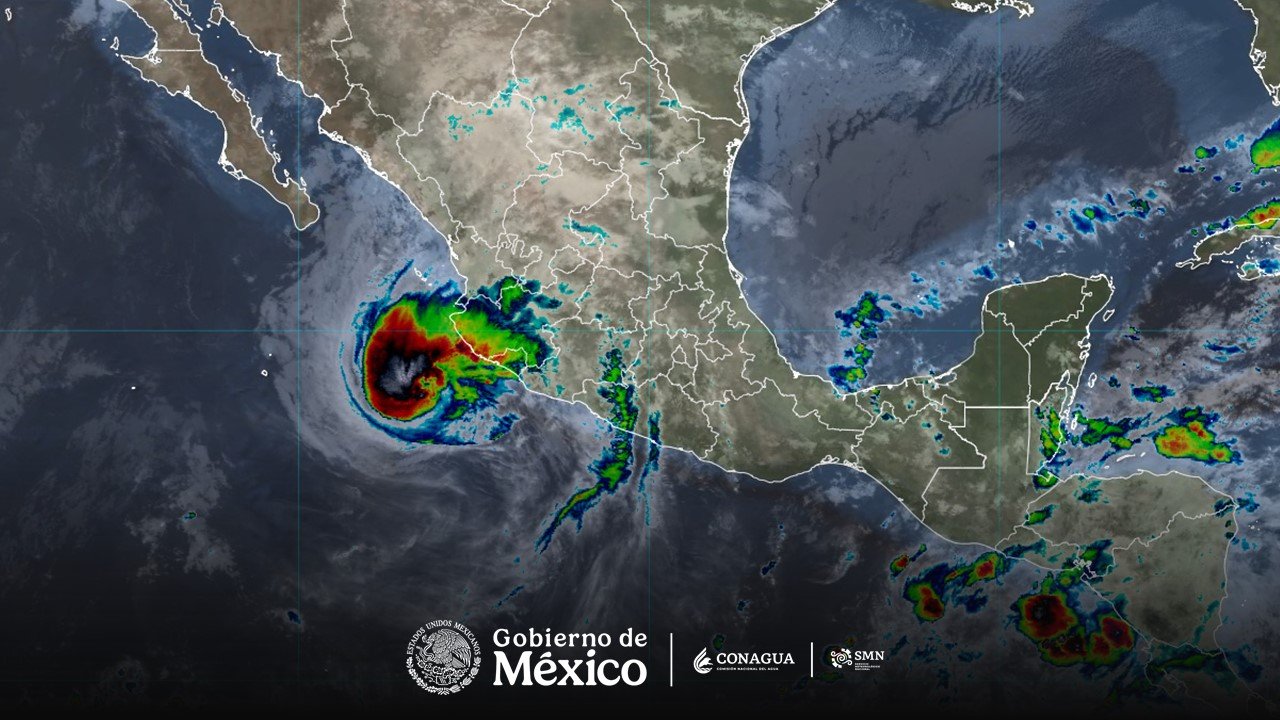 Huracán Trudy provoca lluvias intensas en Jalisco
