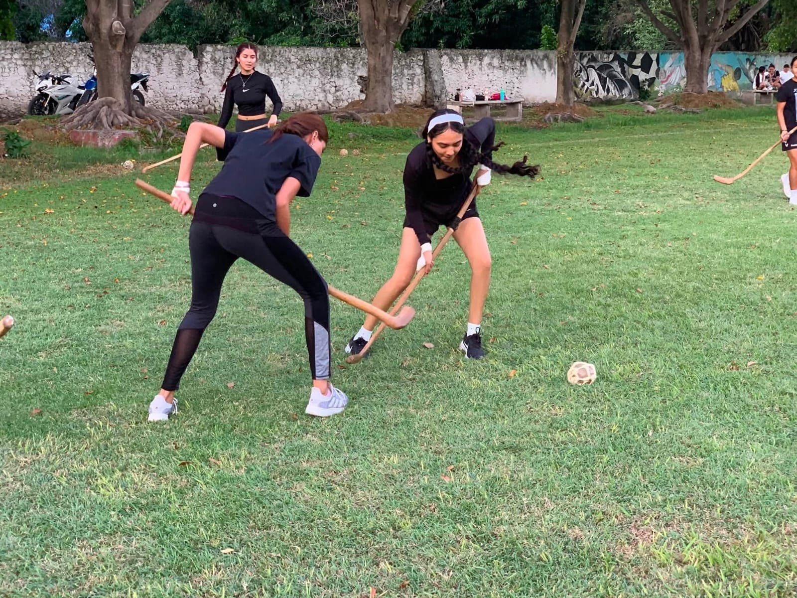 Pelota p'urhepecha femenil llega a Culturas Populares
