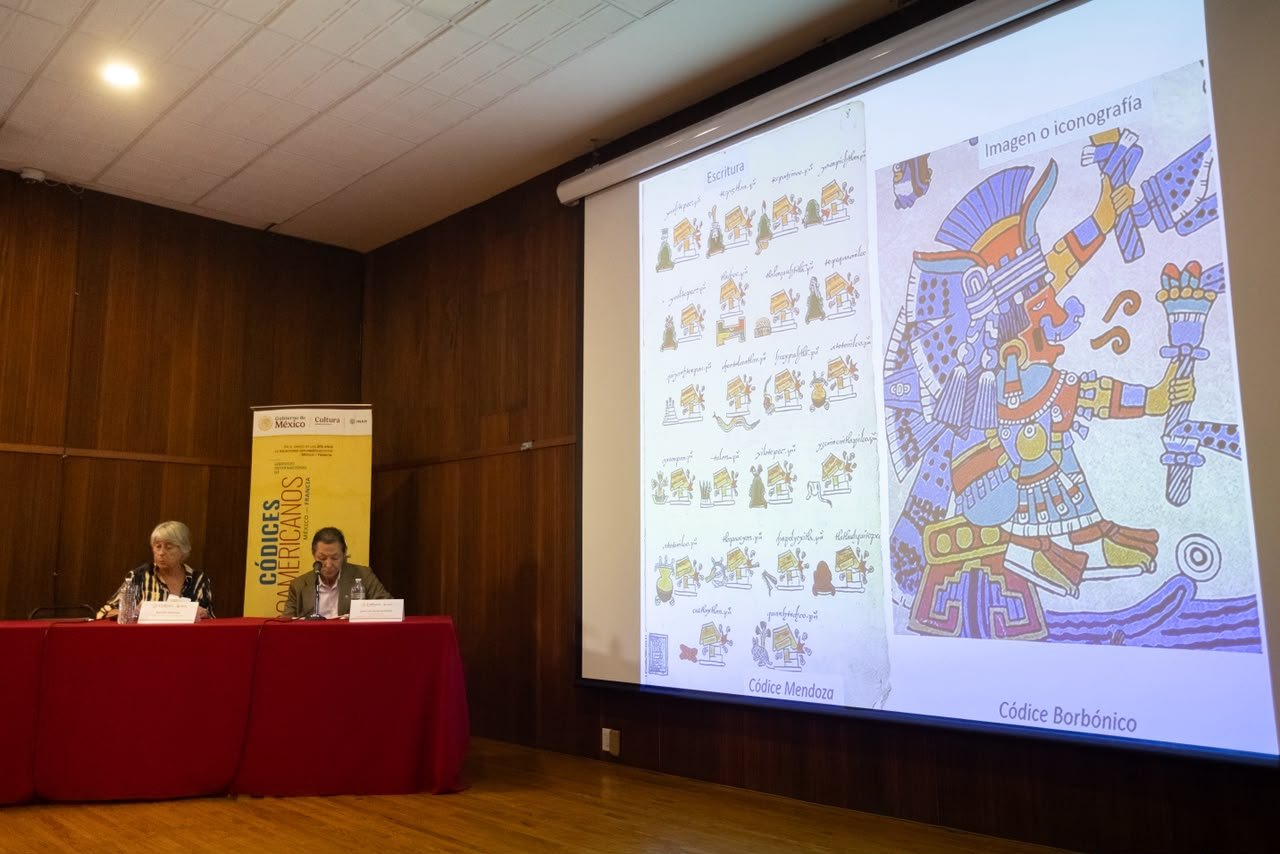 Inauguran simposio internacional de códices mesoamericanos