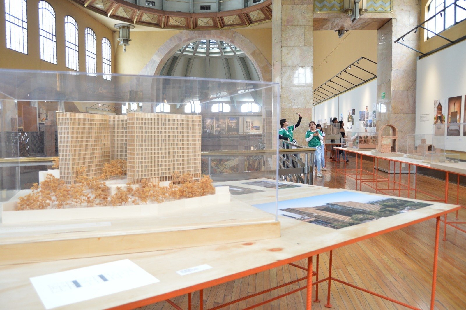 Atlas de arquitectura cierra en el MUNARQ