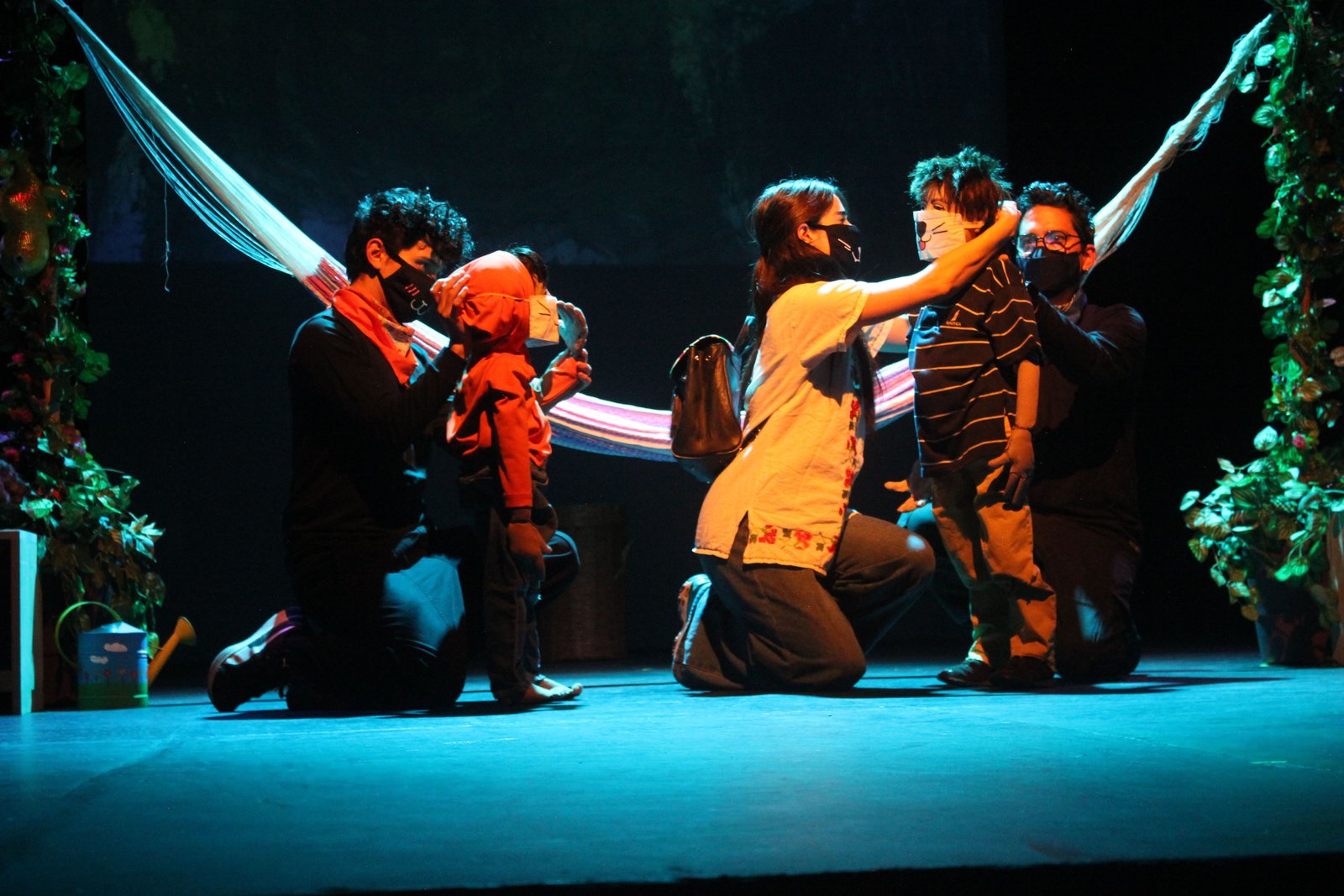 Conchi León lleva la crianza al teatro