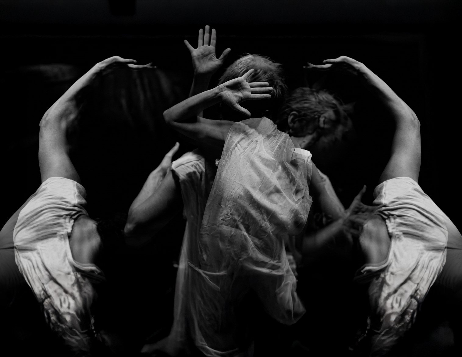 Abre Cenidi Danza taller de movimiento somático