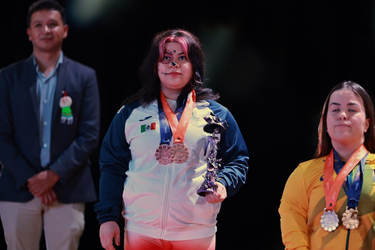 Azuara y Santiago suman bronces para México (foto 2)