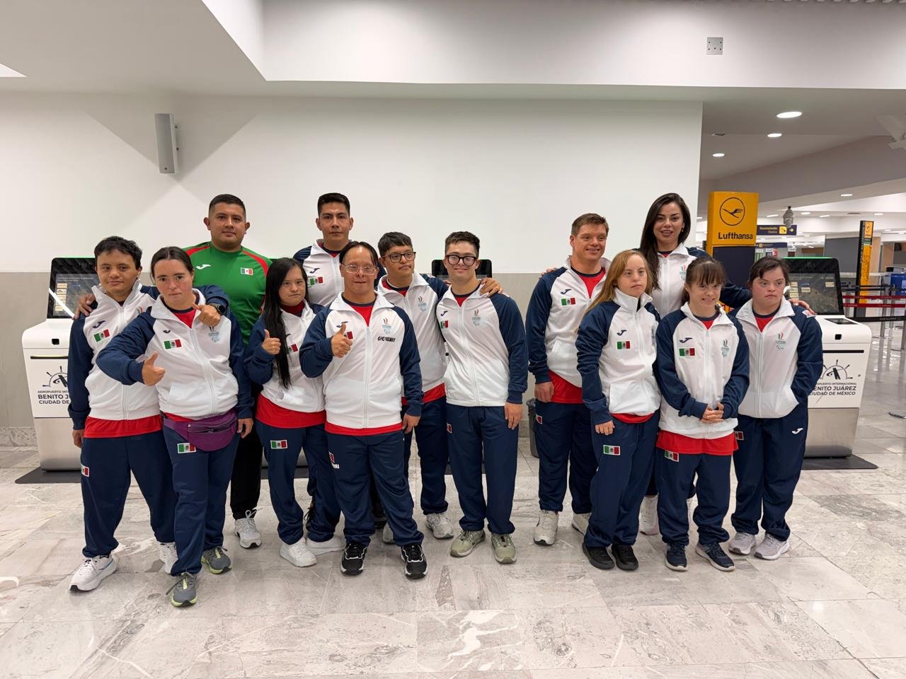 Viajan diez nadadores al Mundial en Portugal