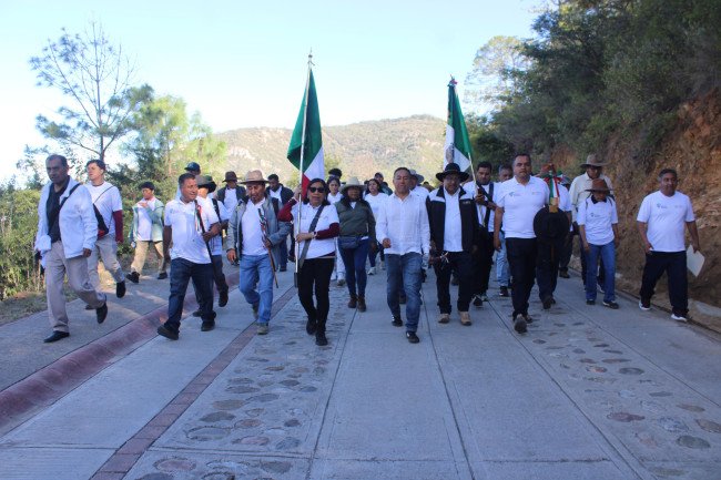 Inauguran Camino de Méndez en Oaxaca (foto 2)