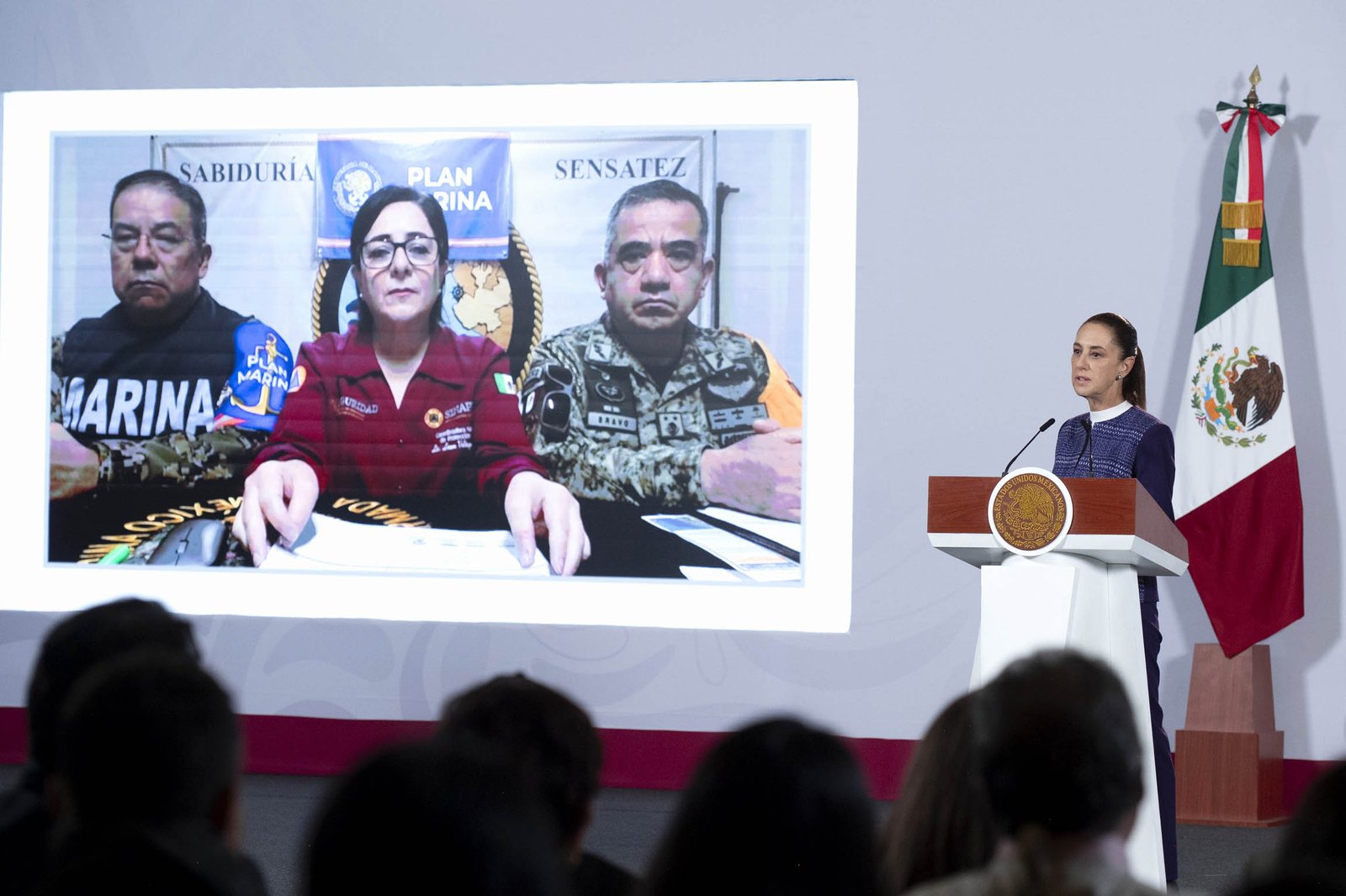 Mantienen Plan Marina y DN-III por Simon