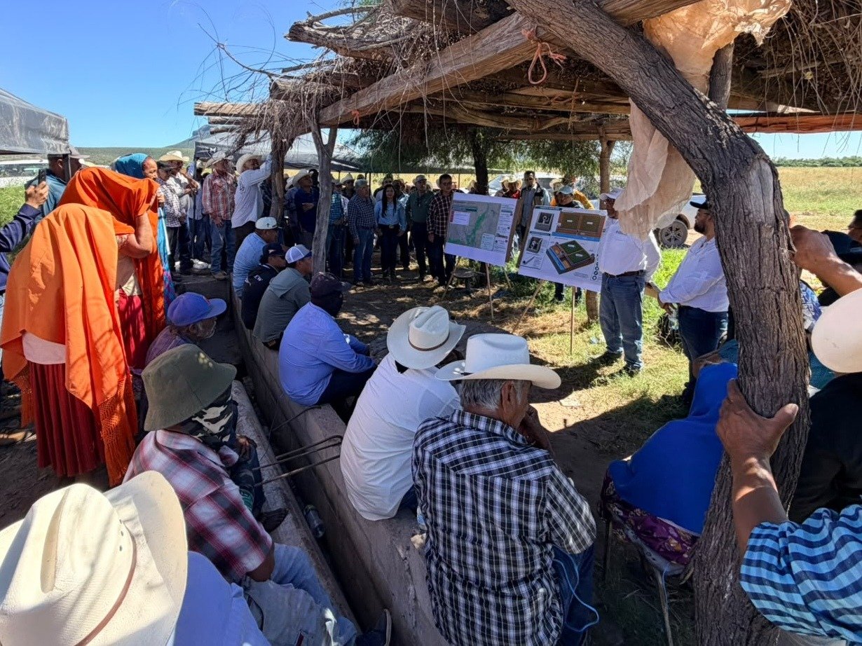 Conagua y Yaquis revisan obras de riego