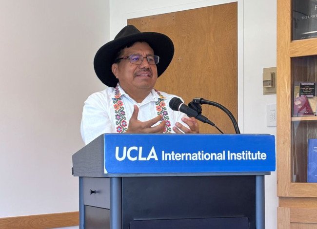 INPI presenta Ley Indígena en UCLA