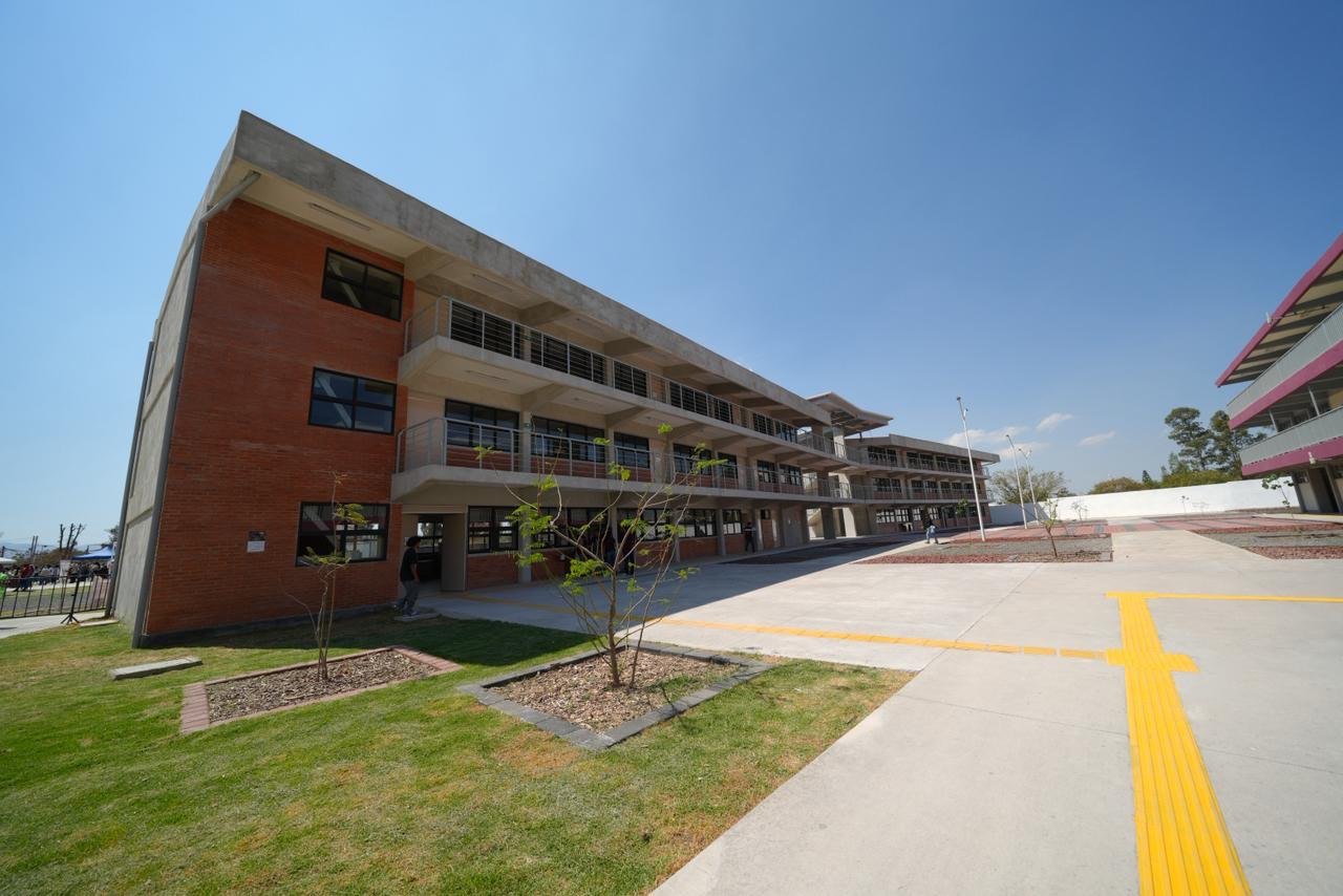 Bachillerato Margarita Maza crea 400 mil espacios