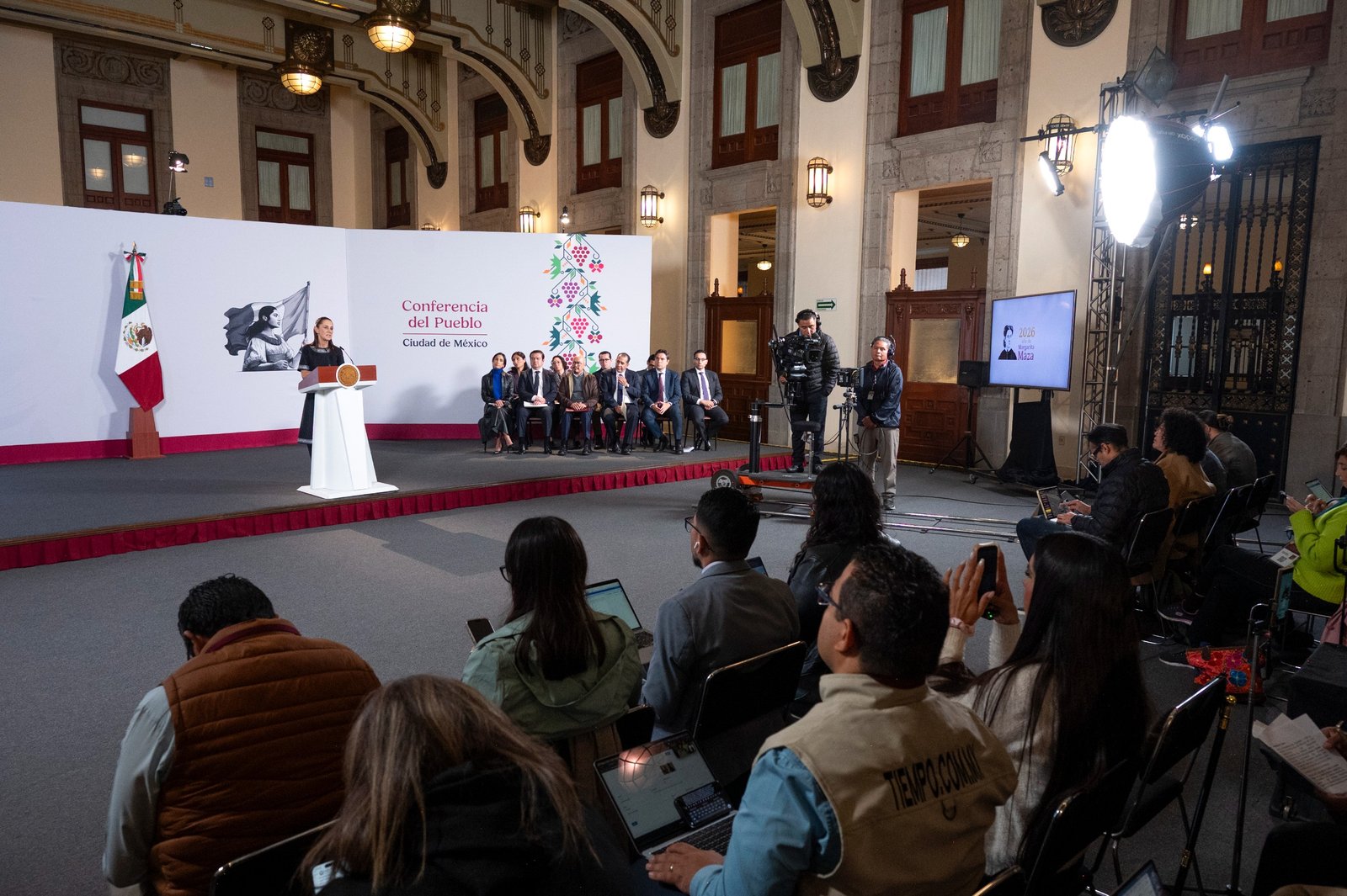 Sheinbaum anuncia 13 mil mdp para agua