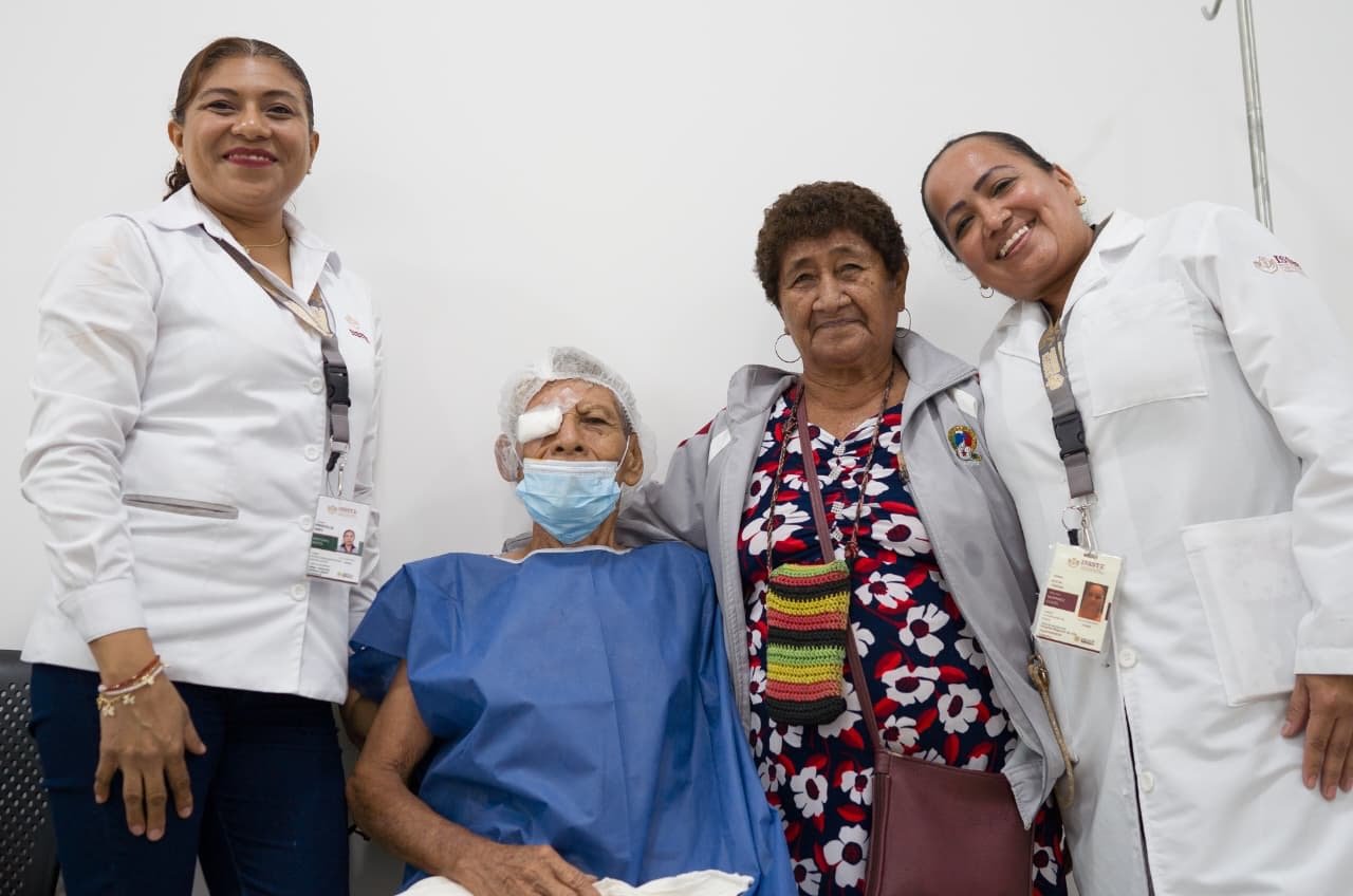 ISSSTE opera cataratas a 8 mil pacientes