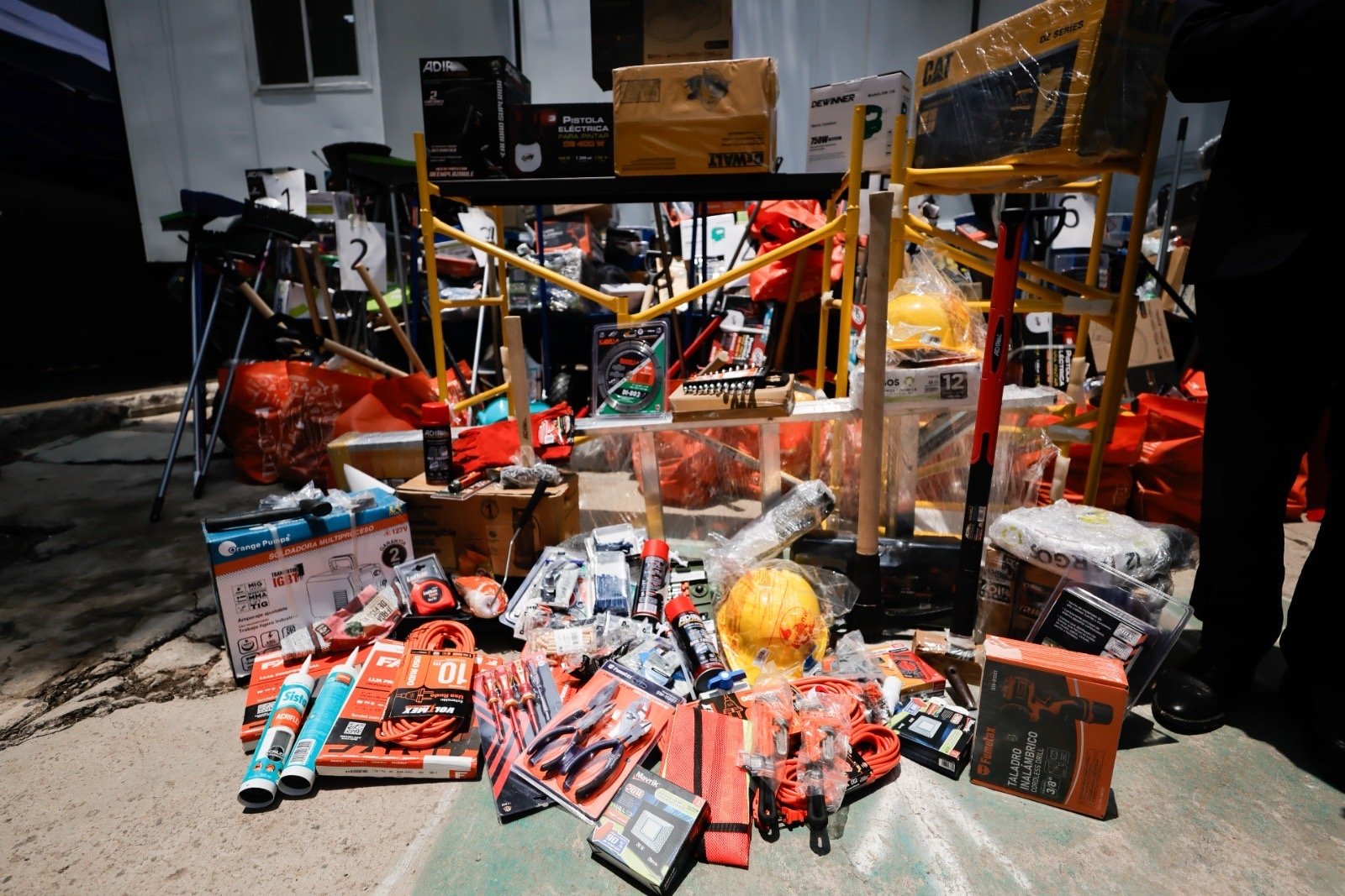 Dota ISSSTE kits a siete unidades médicas (foto 3)