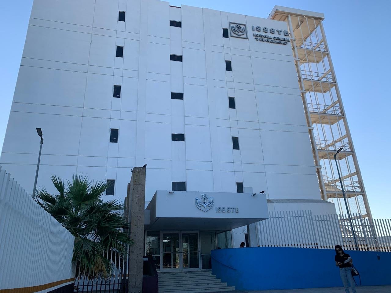 ISSSTE Mexicali opera a 11 pacientes