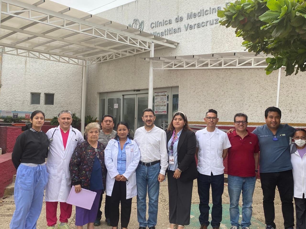 Martí Batres supervisa clínicas ISSSTE en Veracruz