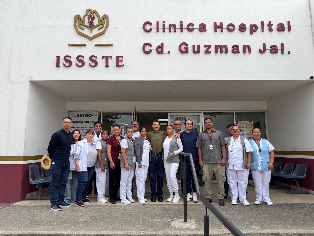 Batres instruye reforzar atención médica del ISSSTE