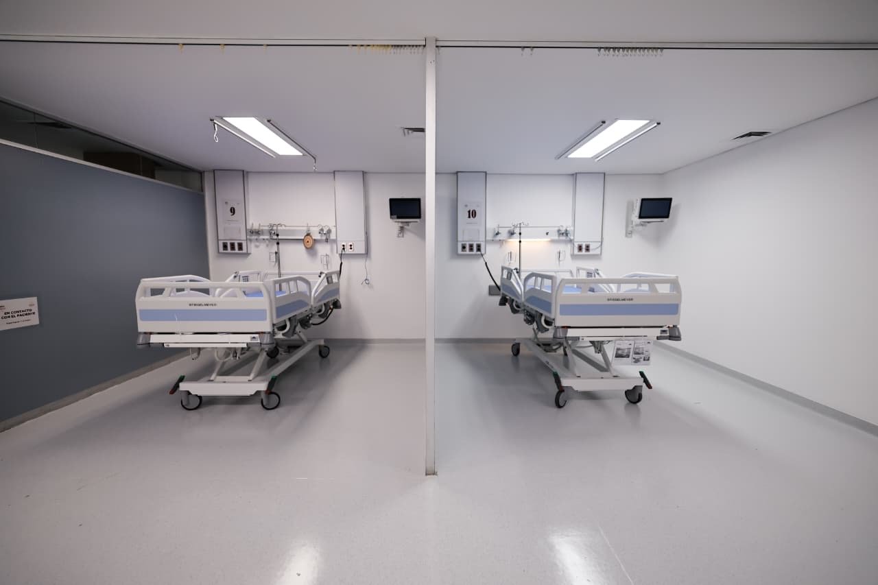 ISSSTE distribuye 330 camas de terapia intensiva