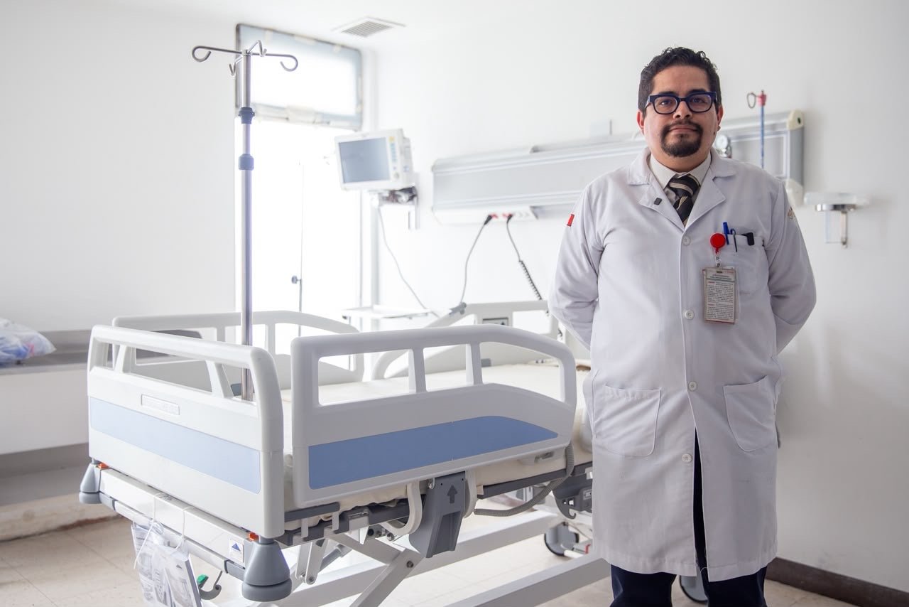ISSSTE distribuye 330 camas de terapia intensiva (foto 3)