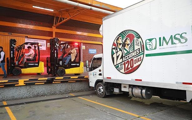 IMSS inicia distribución de equipo médico (foto 2)