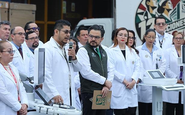 IMSS inicia distribución de equipo médico (foto 6)