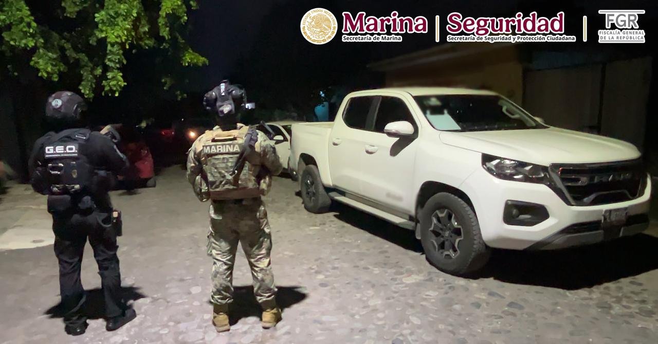 Detienen tres vinculados a explosión en Coahuayana